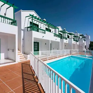 Beautiful Spacious 1-bed With Aircon , Puerto del Carmen (Lanzarote) España